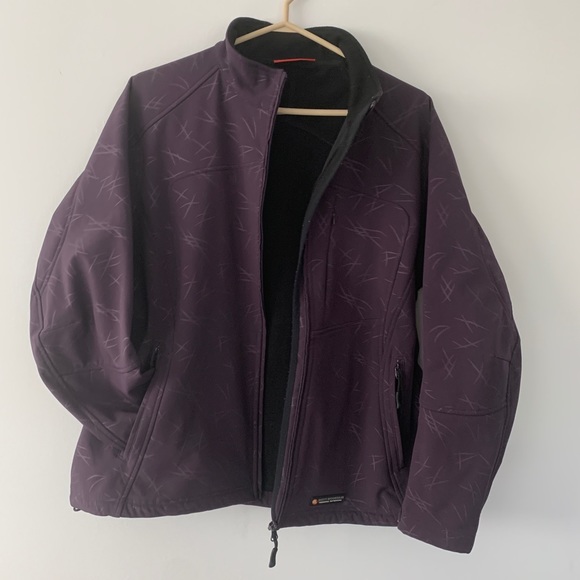 Windbreaker - Picture 3 of 3